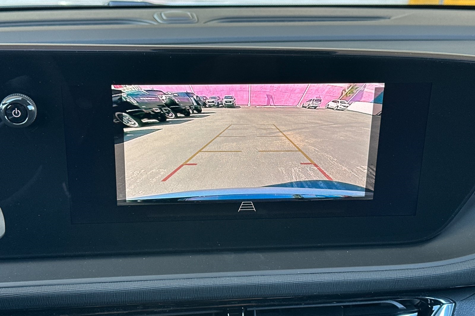 2025 Buick Envista Sport Touring Image 18 of 32