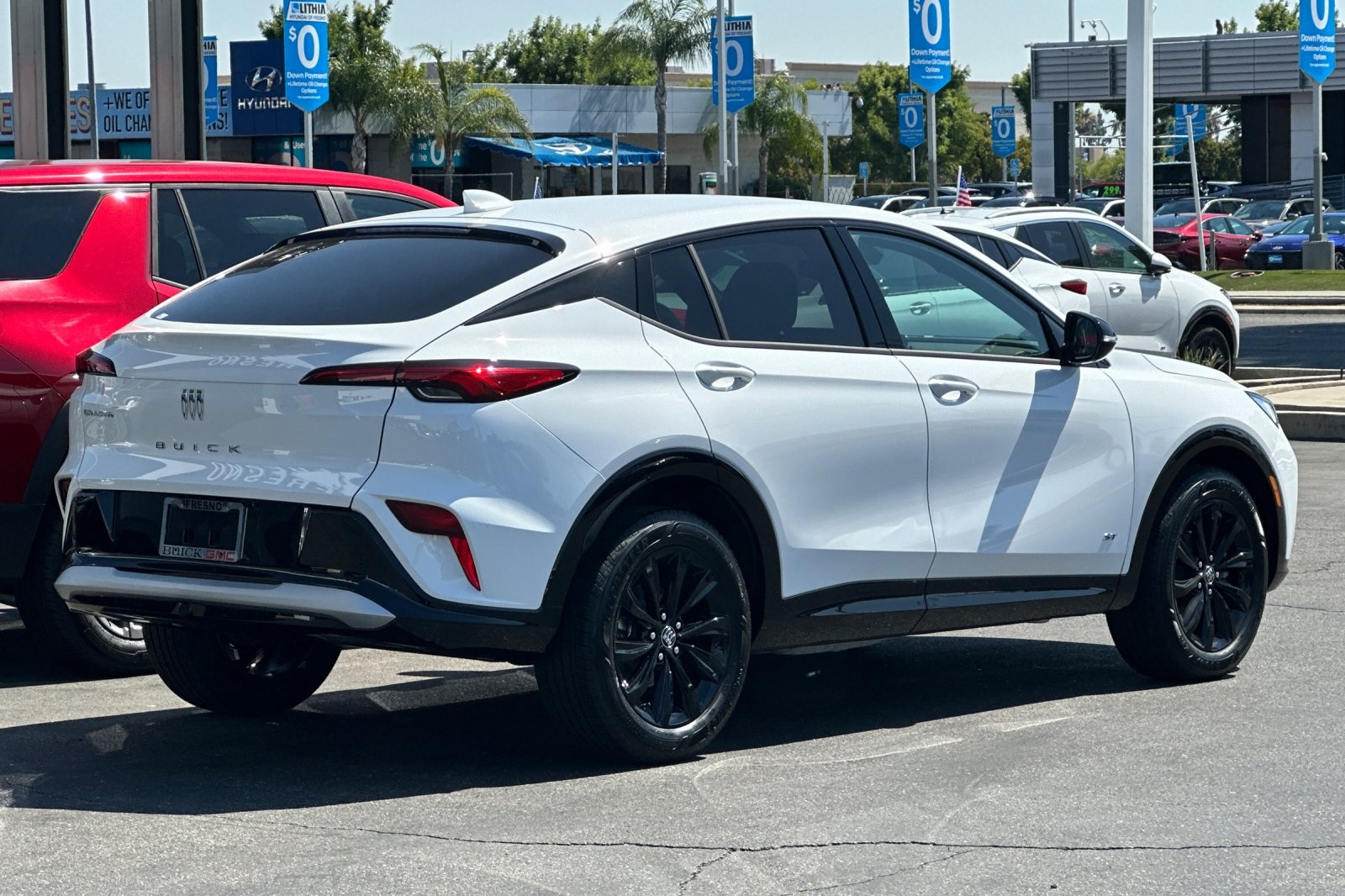 2025 Buick Envista Sport Touring Image 5 of 32