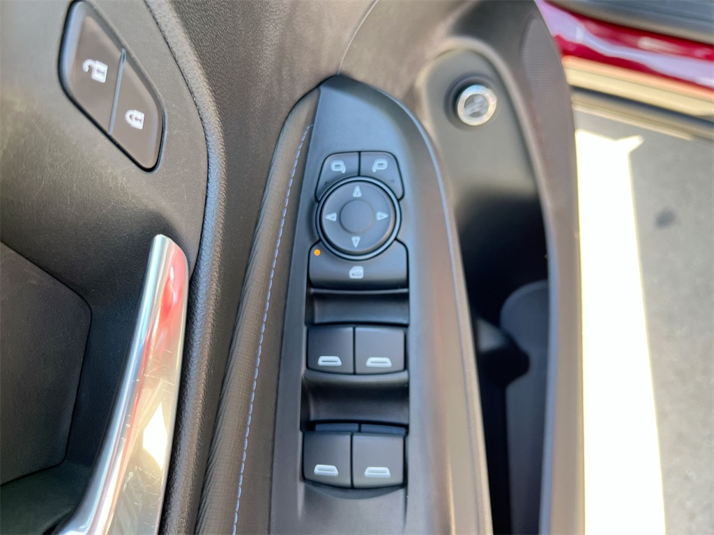Vehicle image 29 of 38
