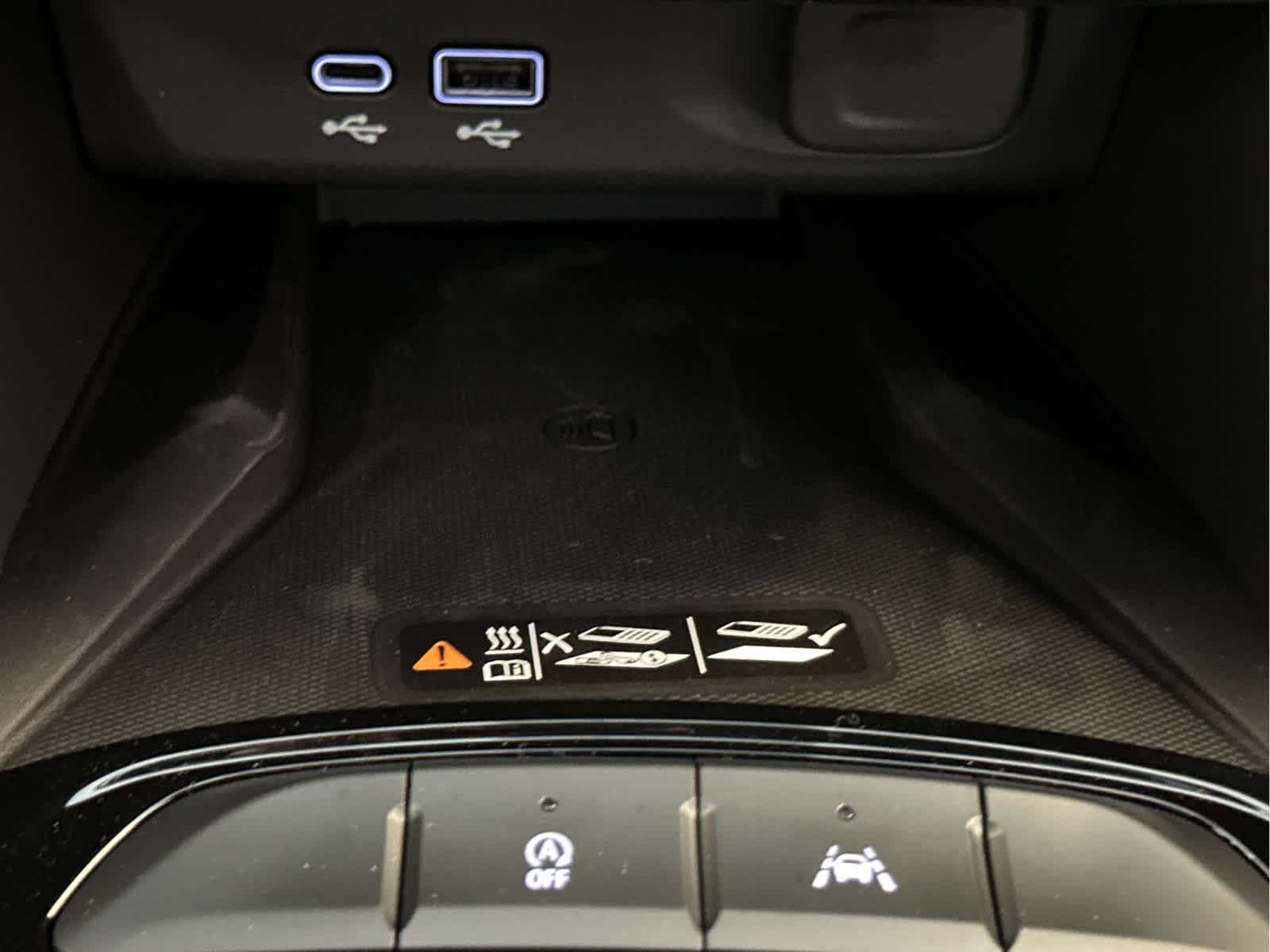 Vehicle image 27 of 51