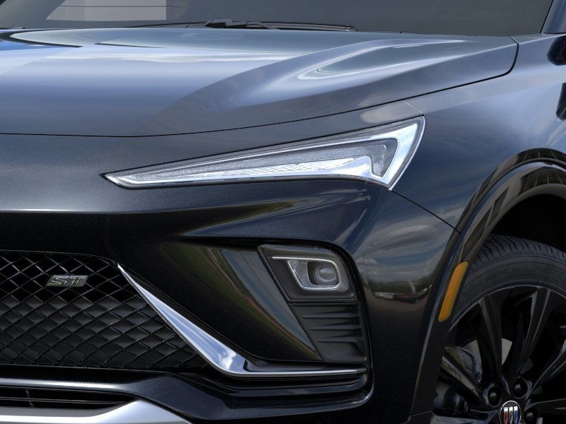 Vehicle image 11 of 25