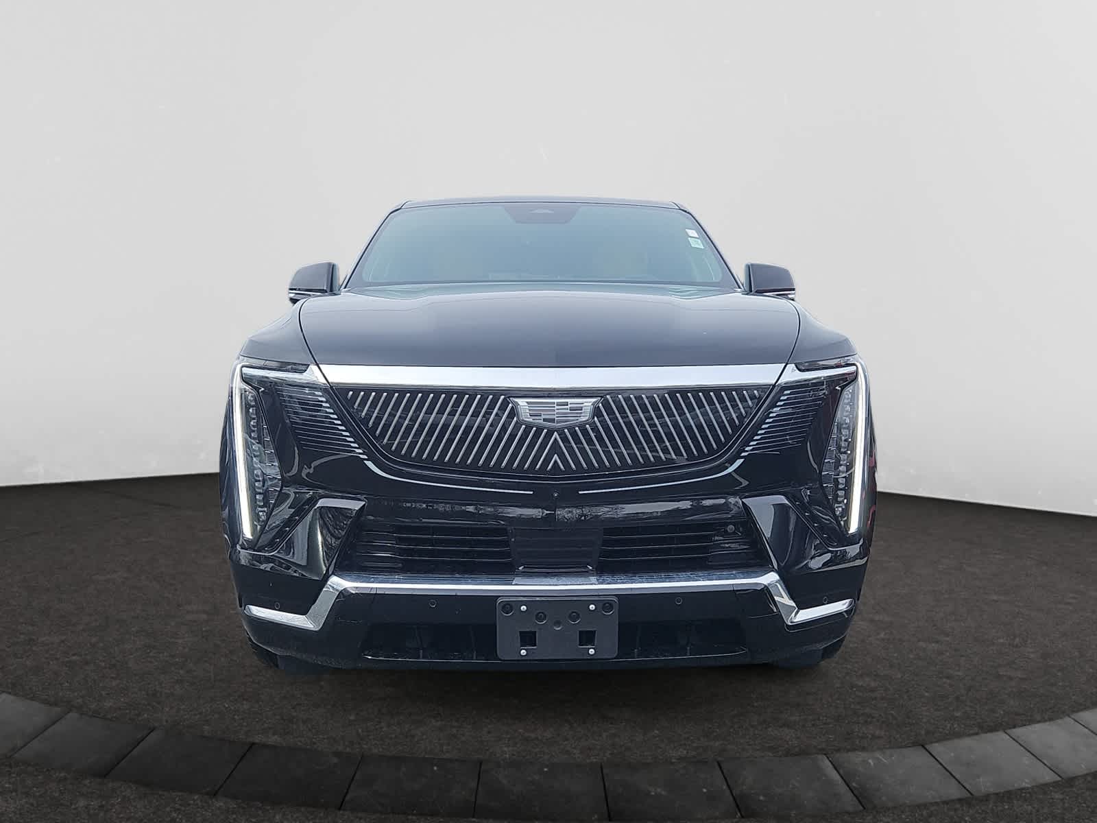 2025 Cadillac Escalade IQ Luxury 2 Image 2 of 20