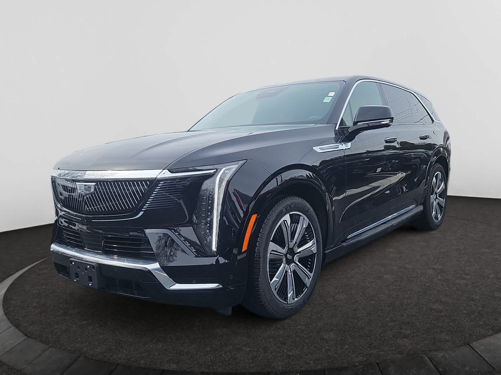 2025 Cadillac Escalade IQ Luxury 2 Image 1 of 20