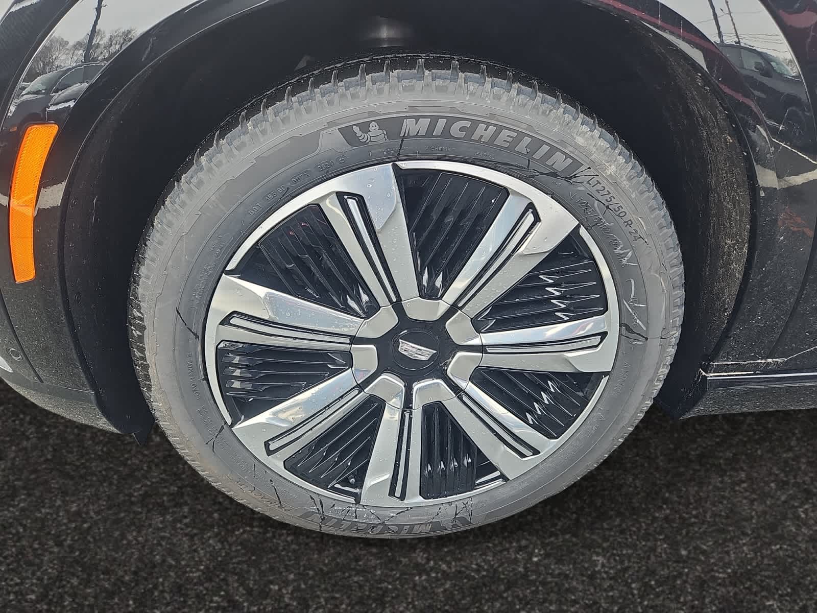 2025 Cadillac Escalade IQ Luxury 2 Image 6 of 20