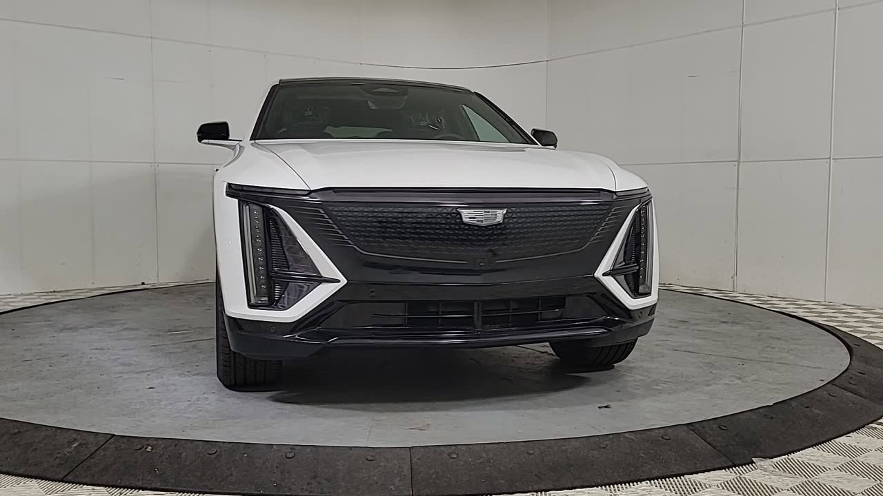 Vehicle image 2 of 23