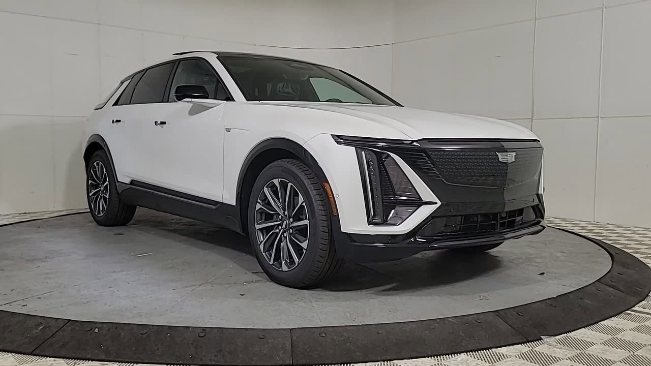 Vehicle image 3 of 23