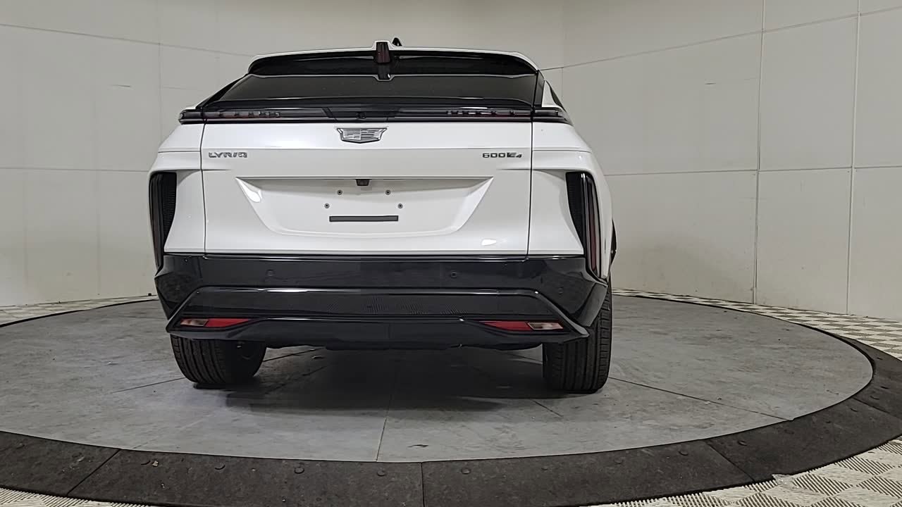 Vehicle image 9 of 23