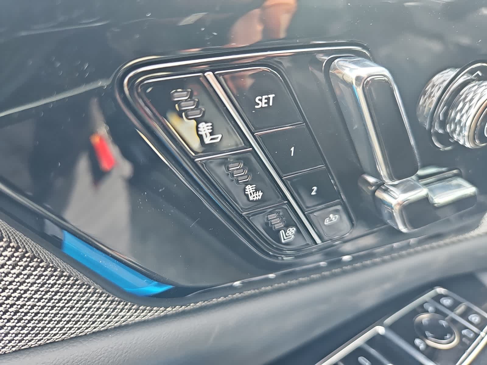 2025 Cadillac OPTIQ Sport Image 19 of 20