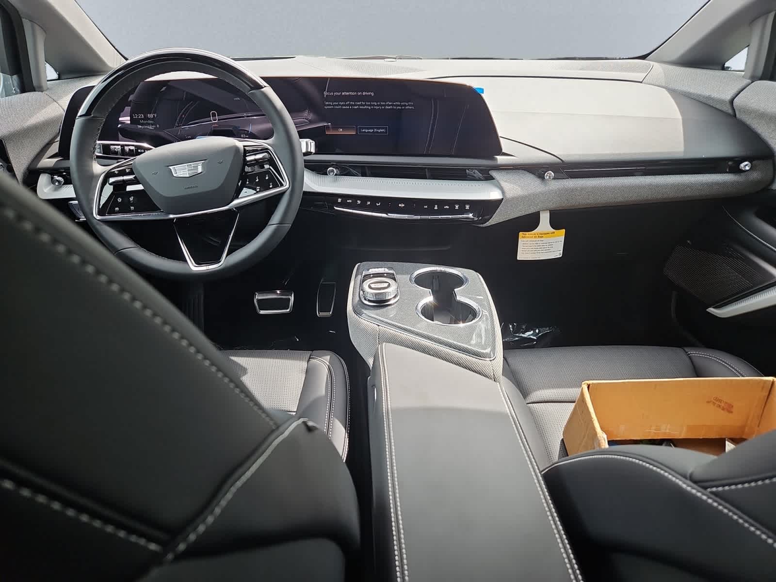 2025 Cadillac OPTIQ Sport Image 12 of 20