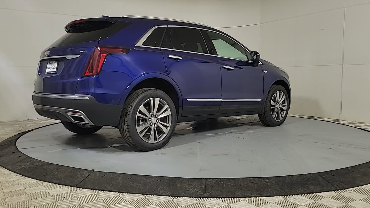 Vehicle image 8 of 22