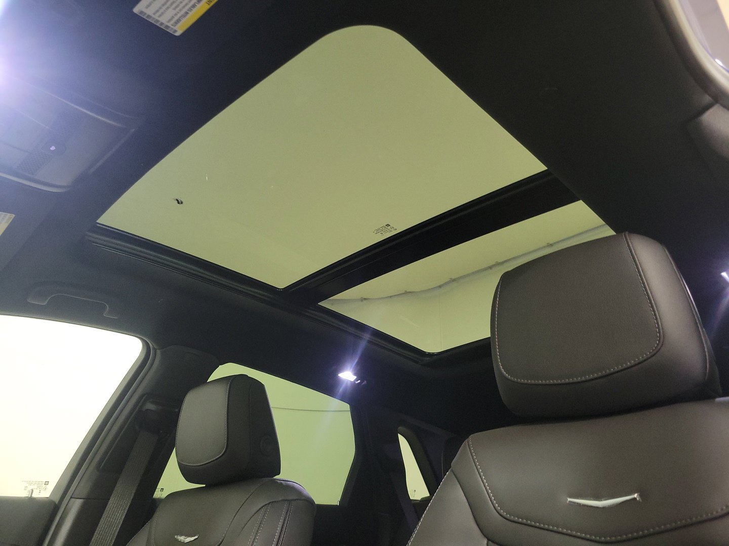 Vehicle image 13 of 22