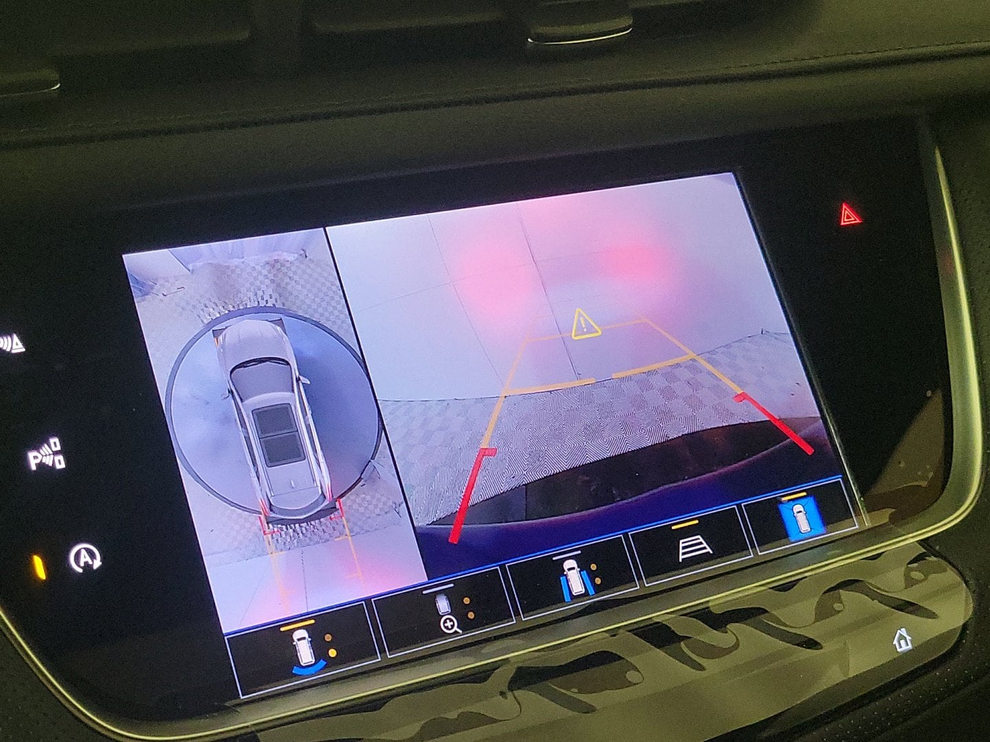 Vehicle image 18 of 22