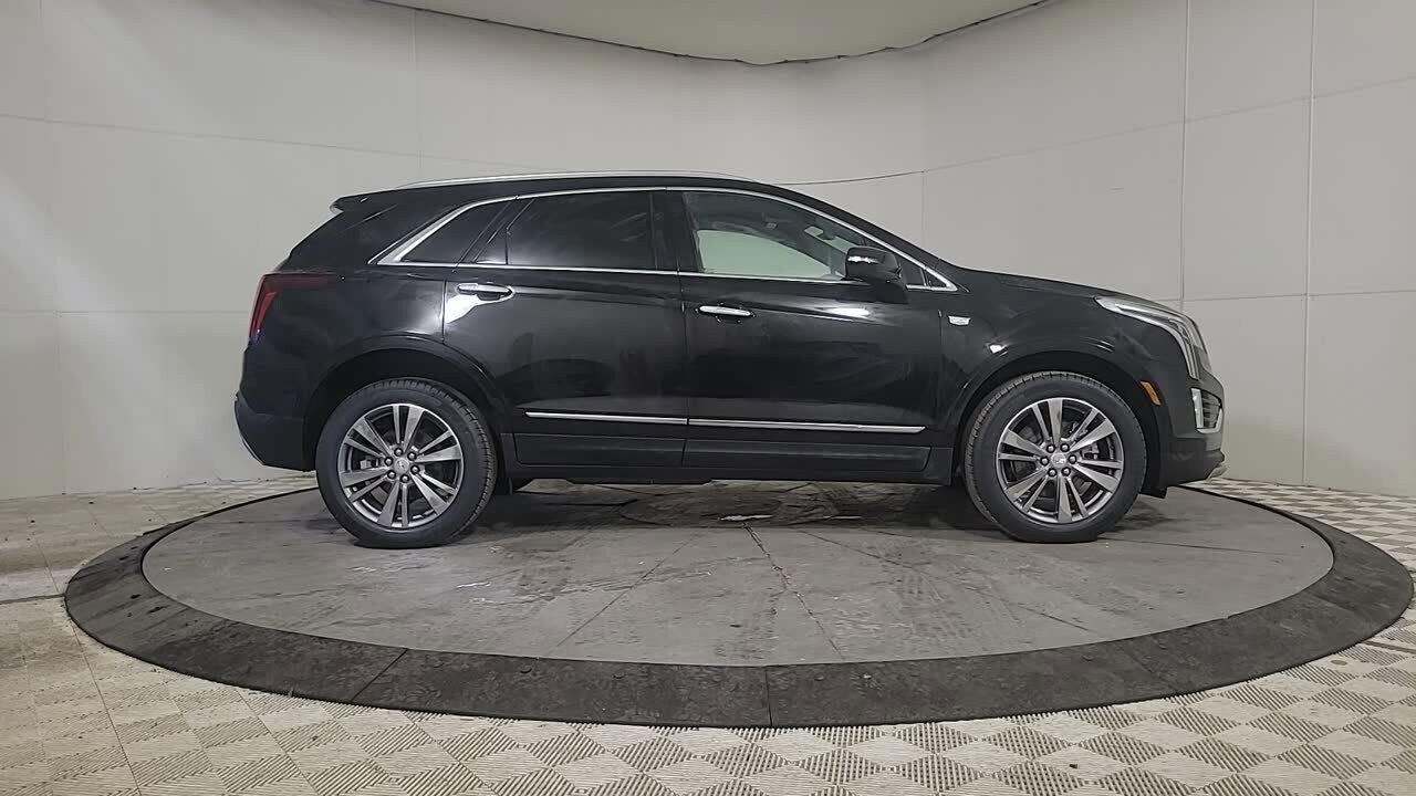 Vehicle image 5 of 24