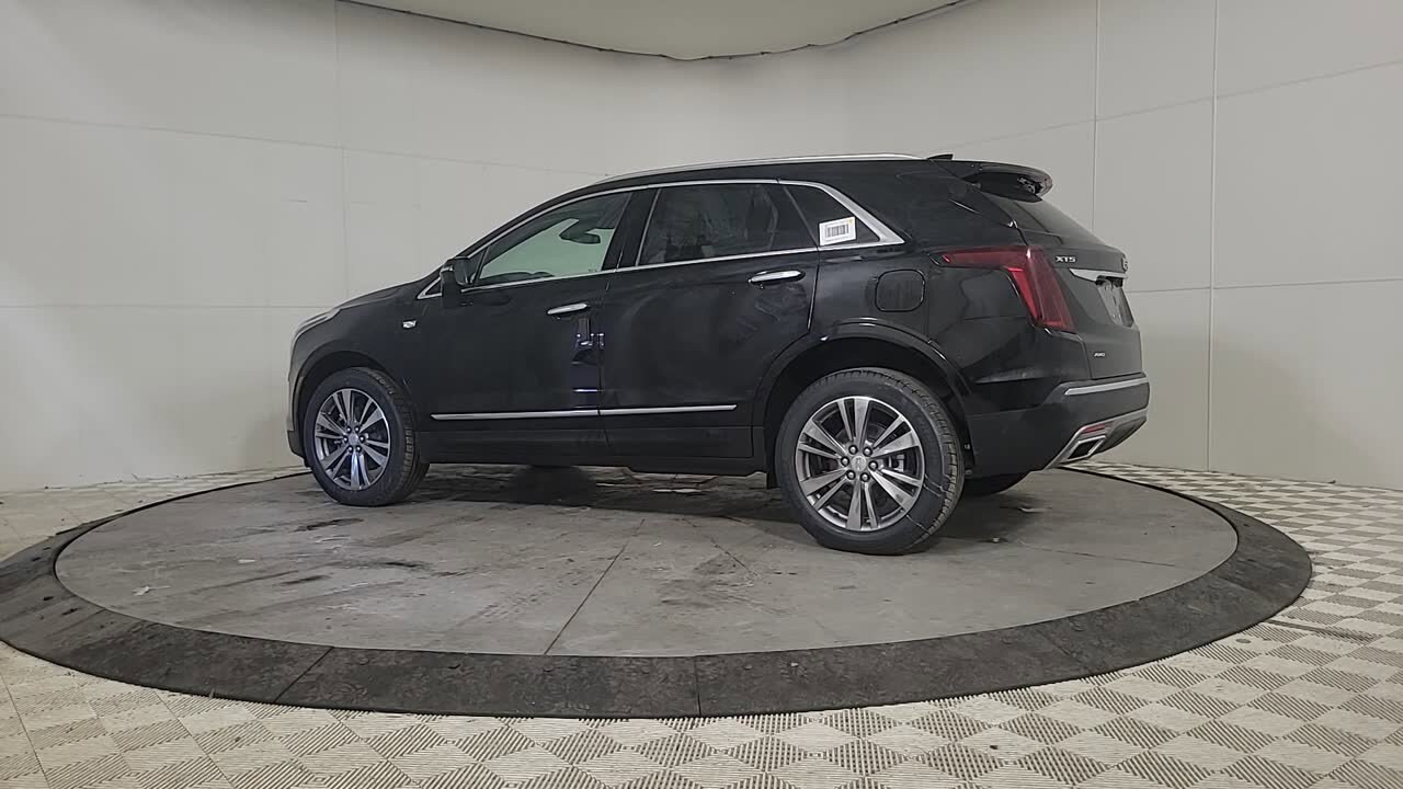 Vehicle image 6 of 24