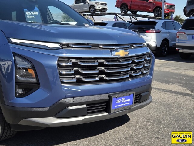 2025 Chevrolet Equinox AWD LT Image 3 of 24