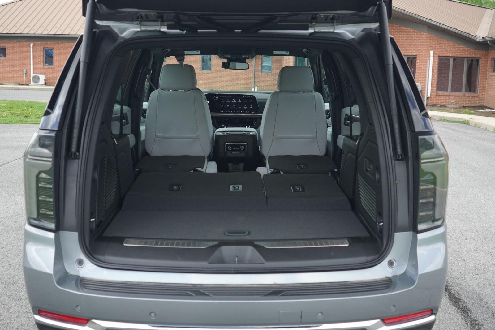 Vehicle image 10 of 33