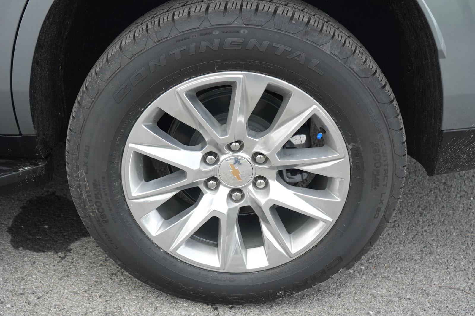 Vehicle image 12 of 33