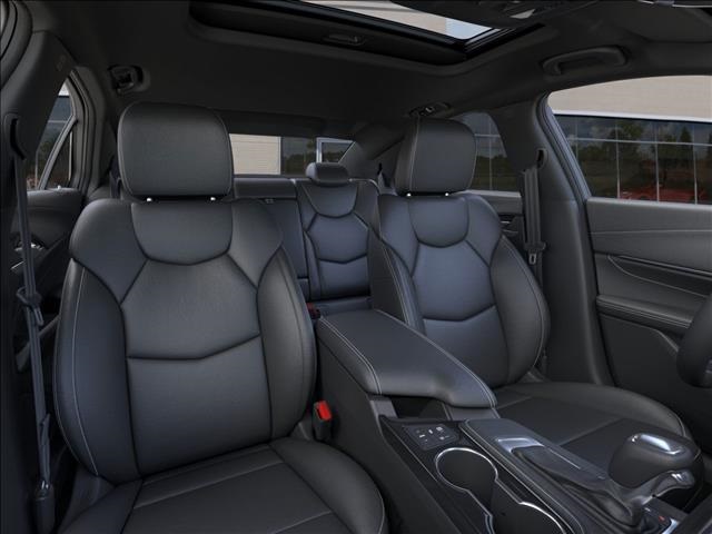 Vehicle image 17 of 24