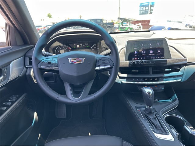 Vehicle image 13 of 20