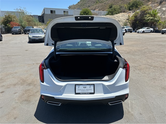 Vehicle image 8 of 20