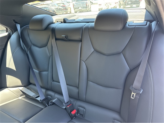 Vehicle image 9 of 20
