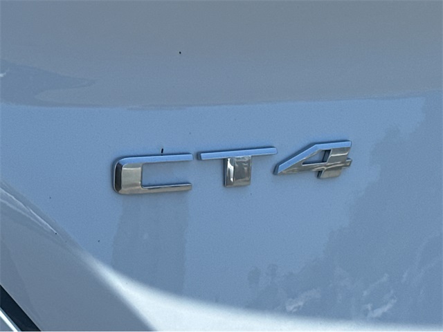 Vehicle image 18 of 20