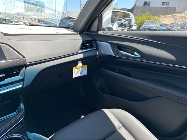Vehicle image 14 of 20