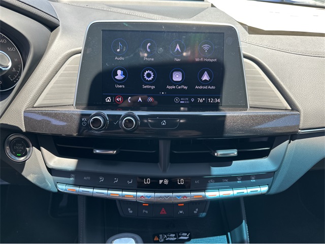 Vehicle image 16 of 20