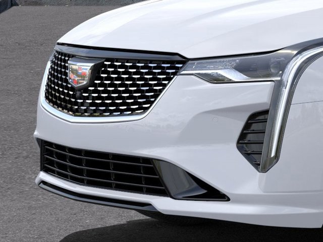 Vehicle image 13 of 24