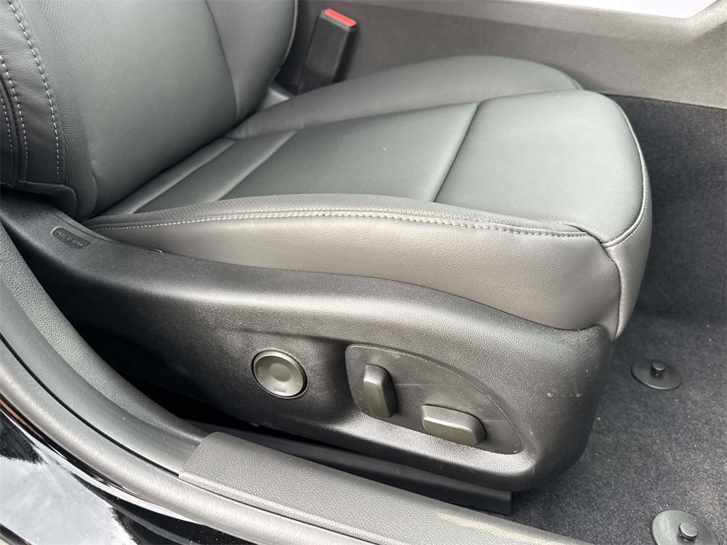 2025 Cadillac CT4 Premium Luxury Image 23 of 25