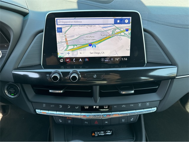 Vehicle image 23 of 35