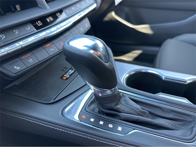 Vehicle image 25 of 35