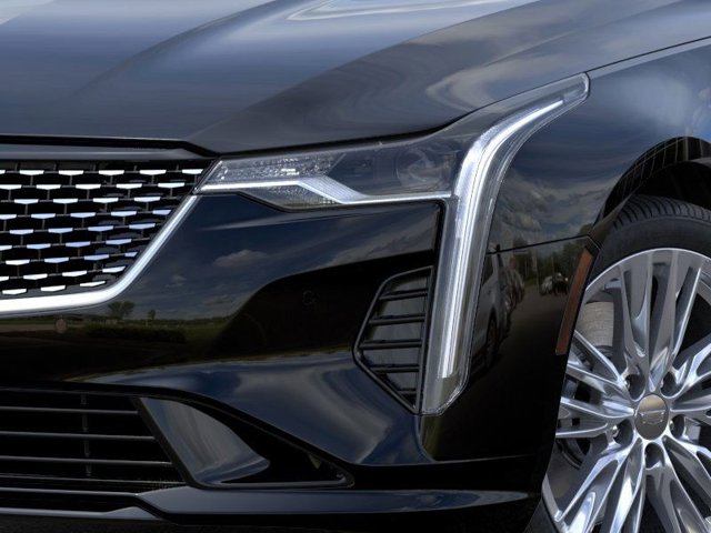 Vehicle image 11 of 24