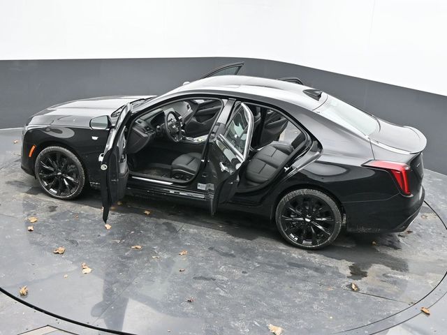 Vehicle image 67 of 68