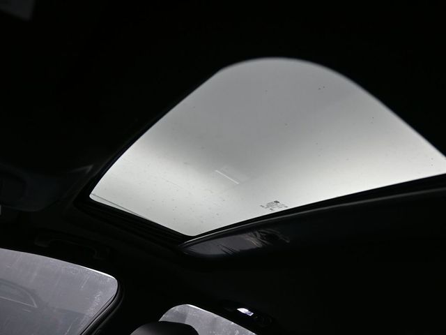 Vehicle image 53 of 68