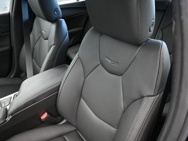 Vehicle image 51 of 68