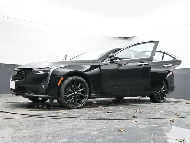 Vehicle image 7 of 68