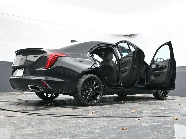 Vehicle image 28 of 68