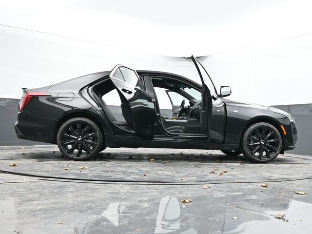 Vehicle image 20 of 68