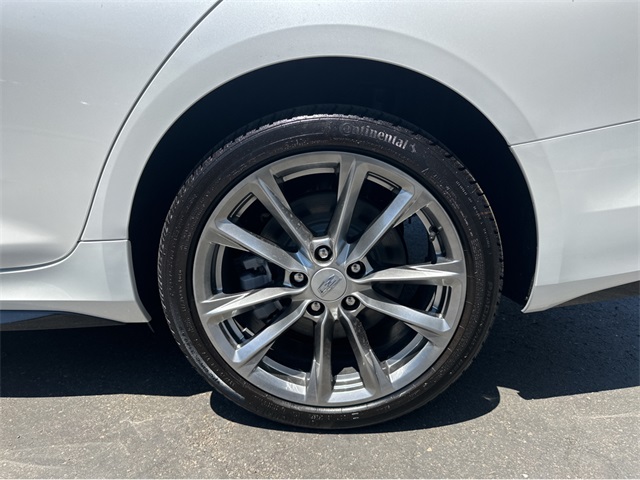 Vehicle image 13 of 34