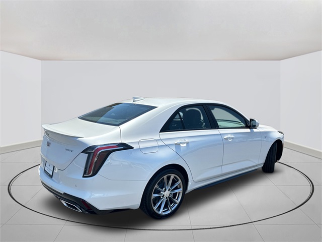 Vehicle image 11 of 34