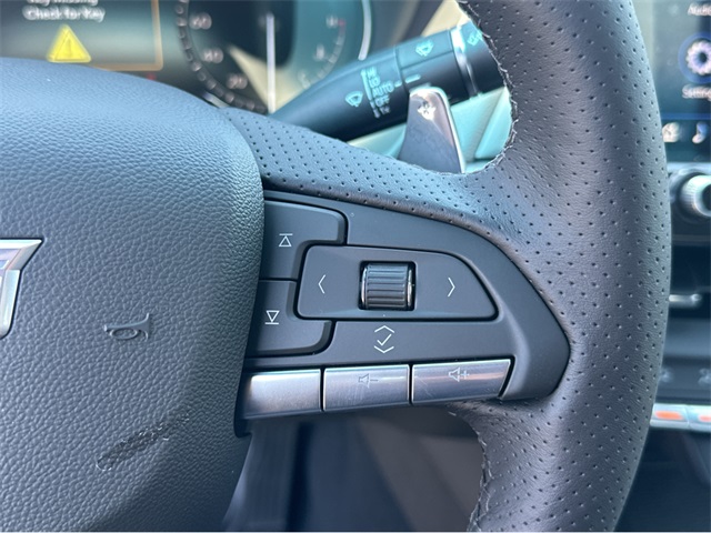Vehicle image 21 of 34