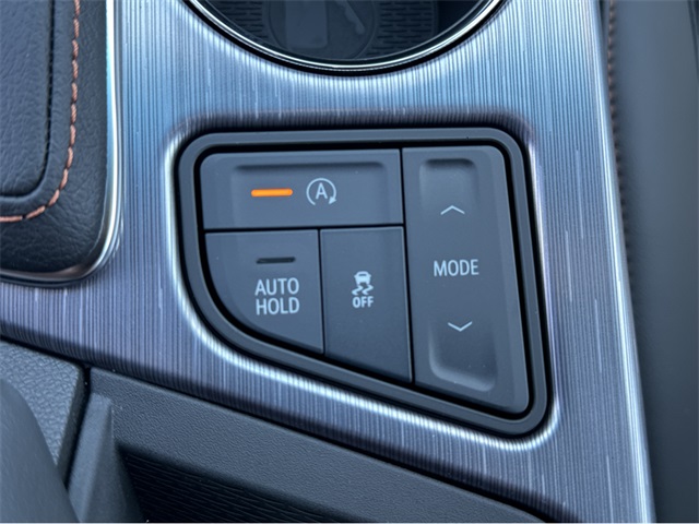 Vehicle image 26 of 34