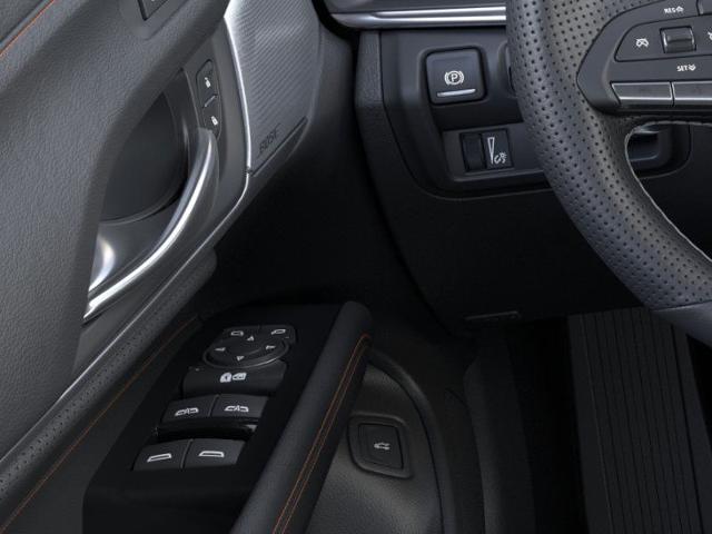 Vehicle image 22 of 24