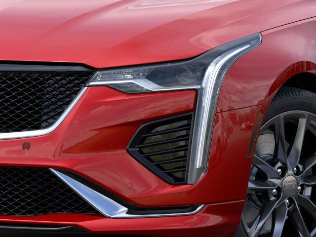 Vehicle image 10 of 24