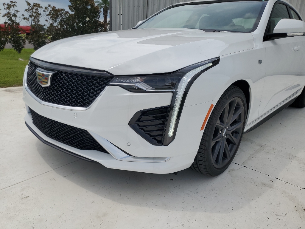 2025 Cadillac CT4 Sport Image 2 of 22