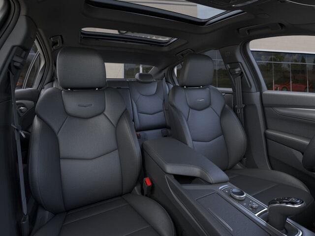 Vehicle image 10 of 24