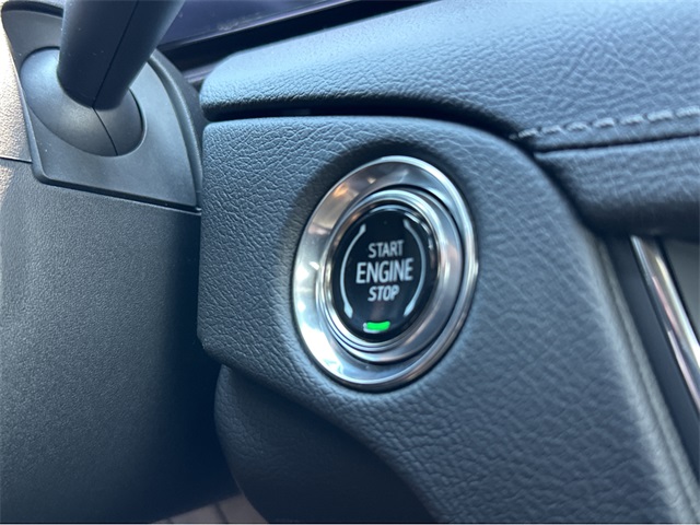 Vehicle image 22 of 35