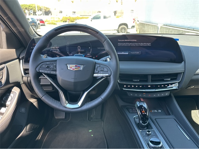 Vehicle image 18 of 35