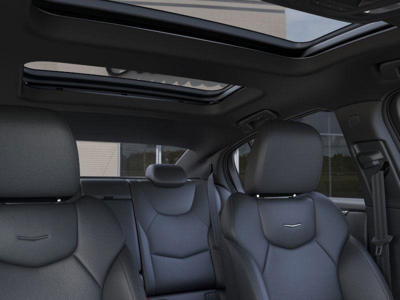 Vehicle image 11 of 24